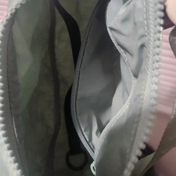 BAGGU Small Seaform Crescent - Picture 4 of 4